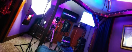 Naken läckt OnlyFans-bild av Neptune Six