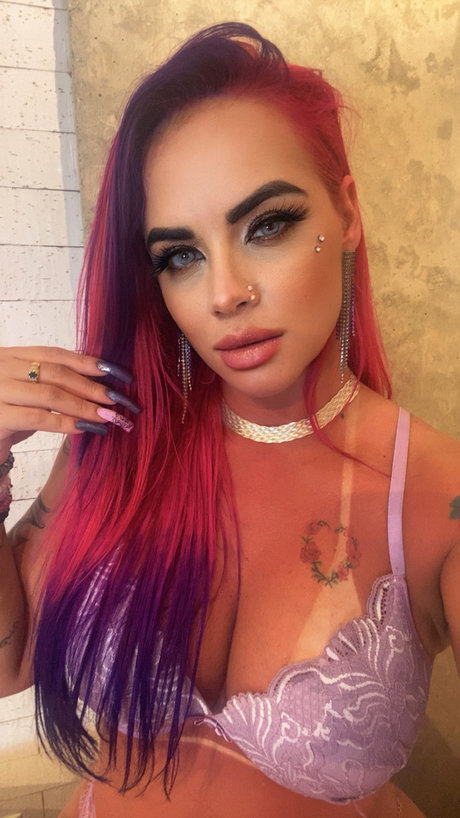 Nacktes geleaktes OnlyFans-Foto von Dbora Fantine