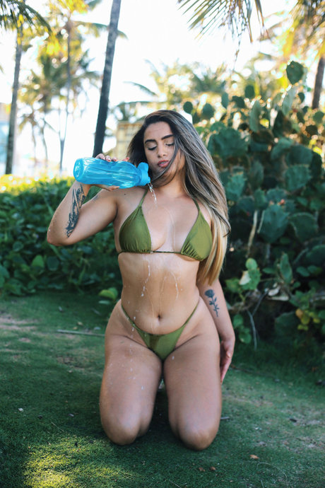 Nacktes geleaktes OnlyFans-Foto von Debbie