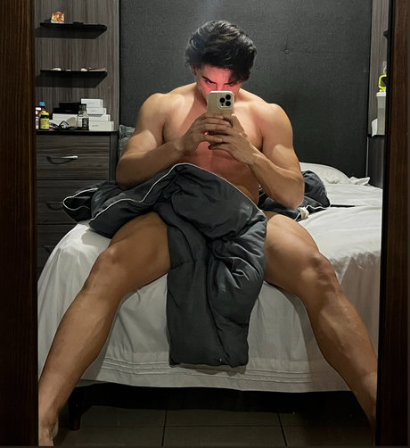 Foto di nudo di fuga di OnlyFans di David