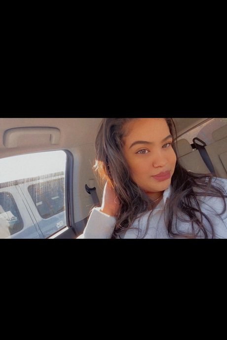 Naken lekkede OnlyFans-bilde av Babyel