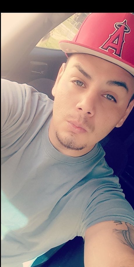 Alasti lekkinud OnlyFans-i pilt Joeangel 