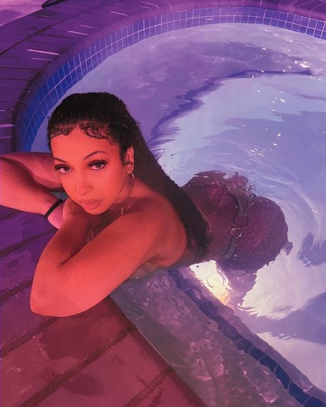 Egyptian Goddess OnlyFansリークヌード写真