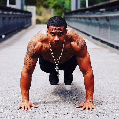 Nahá fotka uniklých OnlyFans od Hellrazor