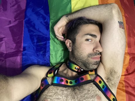 Nacktes geleaktes OnlyFans-Foto von Nicolas George