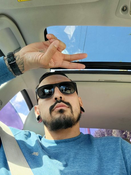 Nacktes geleaktes OnlyFans-Foto von Daniel Espinosa