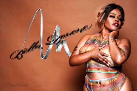 OnlyFans-model Bella Devene