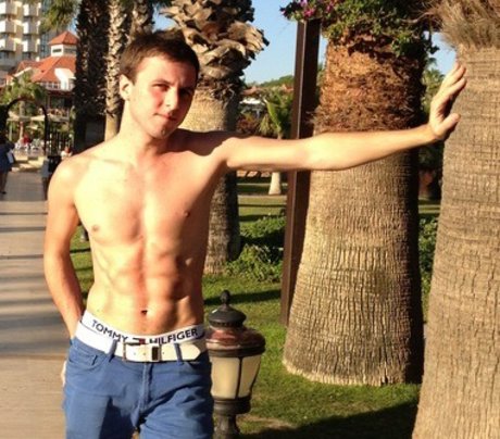 Naken läckt OnlyFans-bild av Night Way