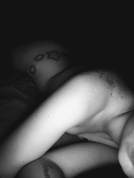 Nahá fotka uniklých OnlyFans od Alexandra Lynn