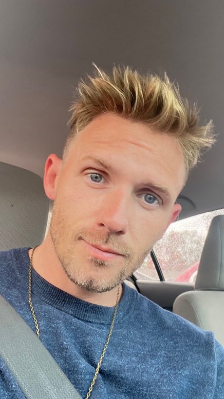 Обнаженная фотография утечки OnlyFans от Big Mike