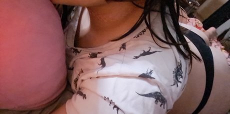 Foto di nudo di fuga di OnlyFans di Chaya Chaos