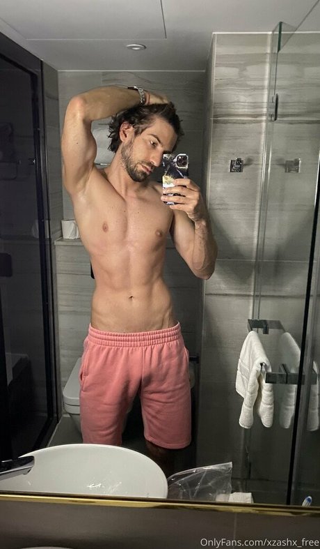 OnlyFans-model Xzashxfree