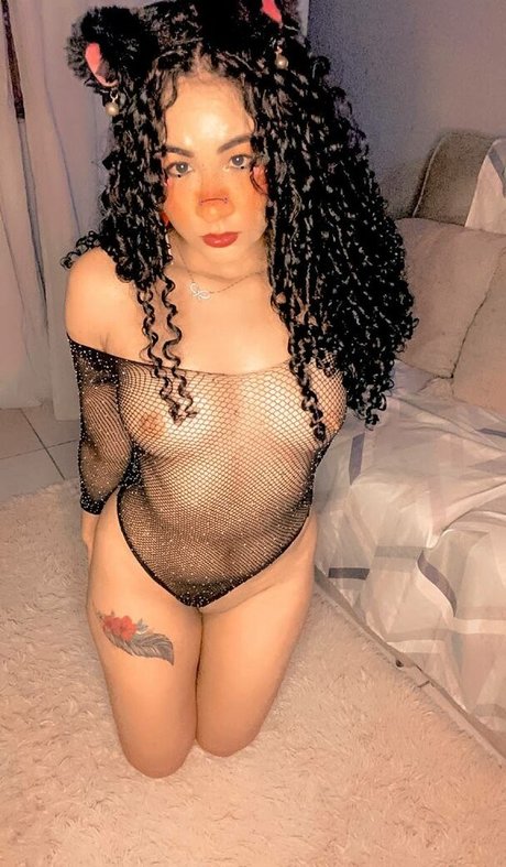 Naken lekkede OnlyFans-bilde av Taty Sliva