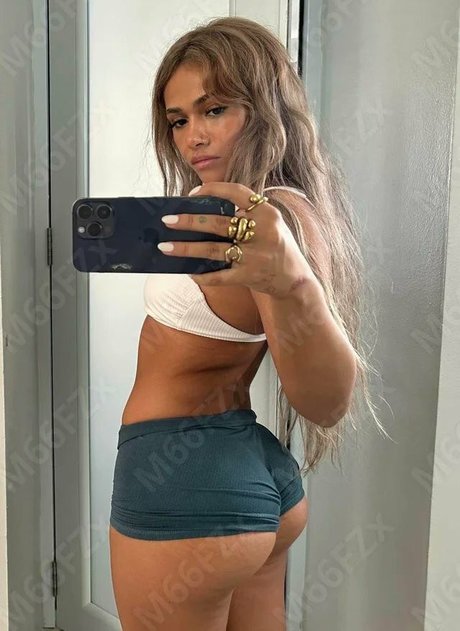 OnlyFans-model Demisux