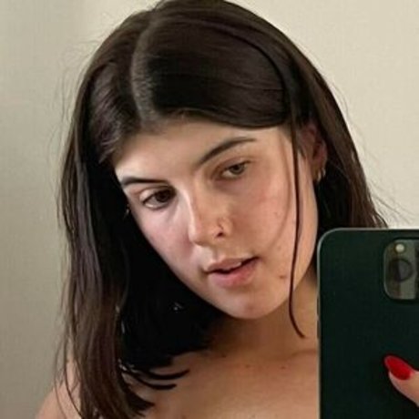 Naken läckt OnlyFans-bild av Kendall Rose