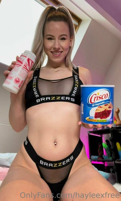 Nacktes geleaktes OnlyFans-Foto von Hayleexfree