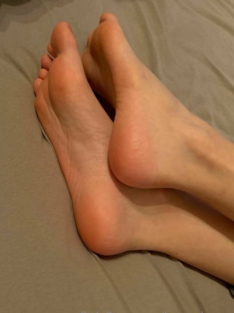 Обнаженная фотография утечки OnlyFans от Lauraaloove