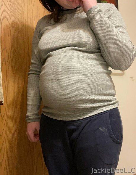 Naken lekkede OnlyFans-bilde av Snackupjackie