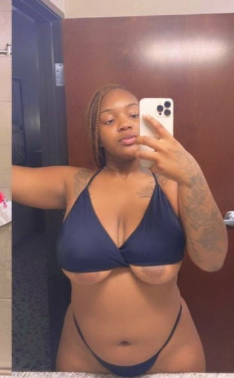 Foto desnuda filtrada de OnlyFans de Fdafreakk