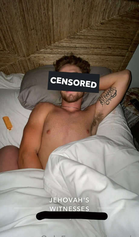 Naken läckt OnlyFans-bild av Izenda