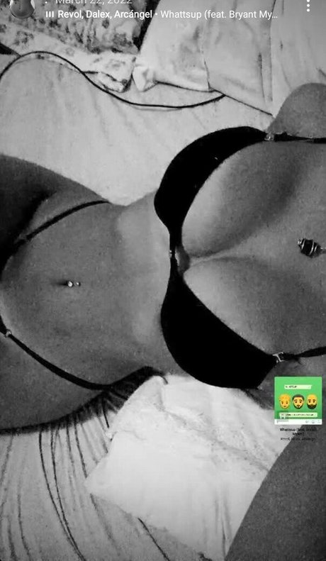 Naken lekkede OnlyFans-bilde av Sol Potenza