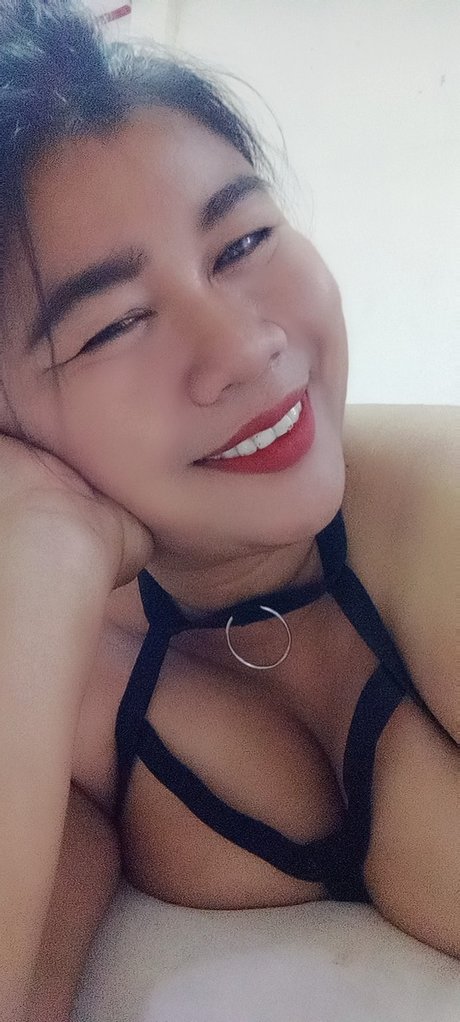 Naken lekkede OnlyFans-bilde av Mochubby