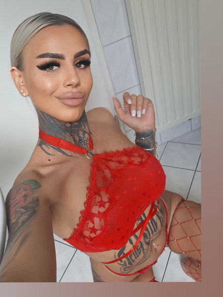 Photo nue de fuite OnlyFans de Alina Catalina Ird