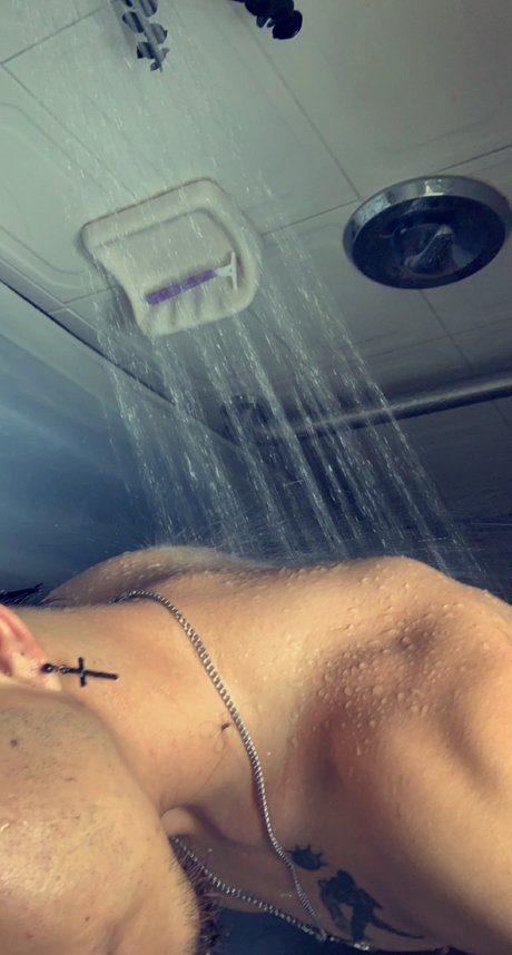 Foto di nudo di fuga di OnlyFans di Austin 