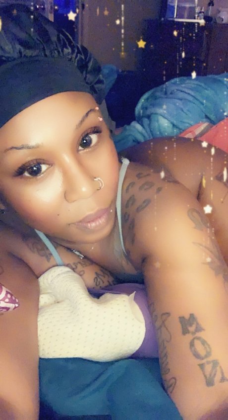 OnlyFans-model Nolalucy504