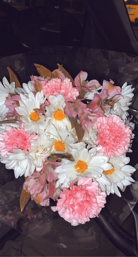 Naakte gelekte OnlyFans-foto van Keeks