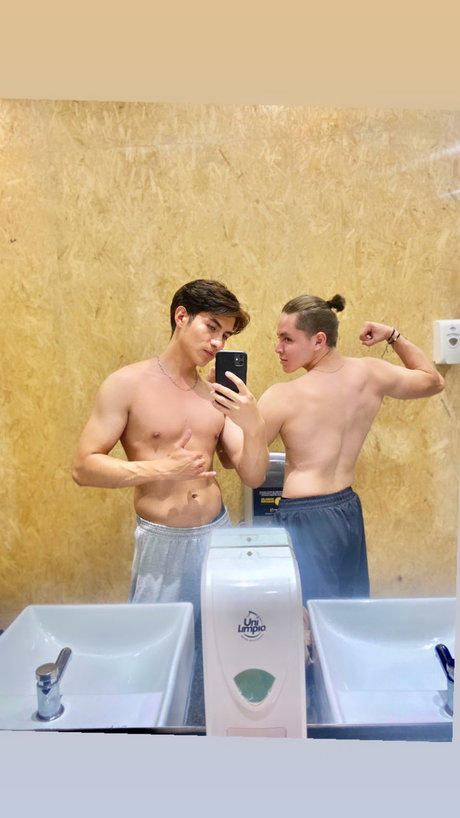 Alexander OnlyFans泄露裸照