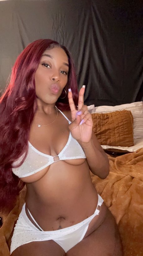 Обнаженная фотография утечки OnlyFans от Lana