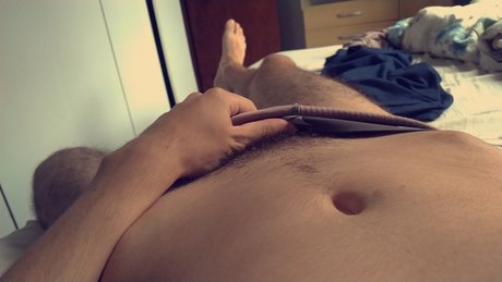 Naken lekkede OnlyFans-bilde av Victor