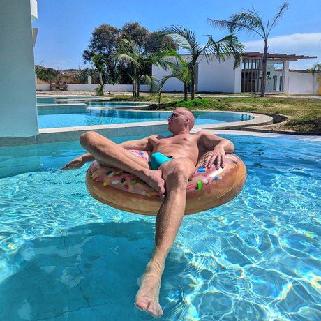 Nacktes geleaktes OnlyFans-Foto von Aiden Andrews