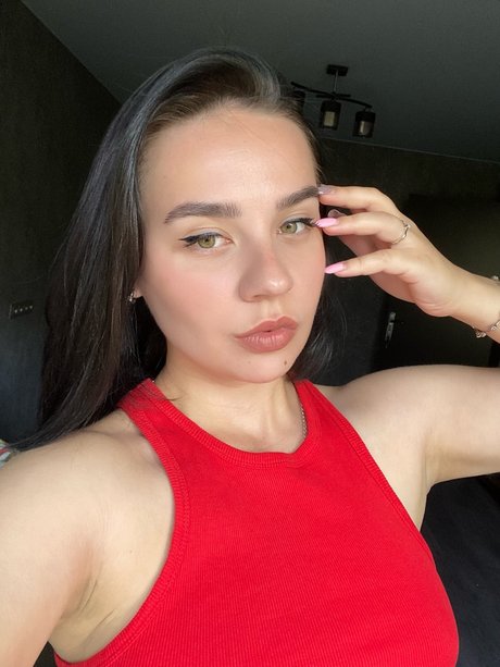 Naken lekkede OnlyFans-bilde av Yellow Avocado