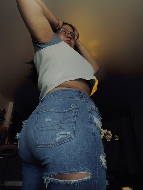 Alasti lekkinud OnlyFans-i pilt Sabrina 