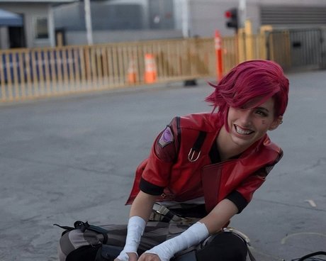 Dfel OnlyFansリークヌード写真