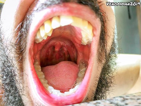 Alasti lekkinud OnlyFans-i pilt Alexandervenom