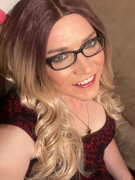 Alasti lekkinud OnlyFans-i pilt Abigail Kennedy