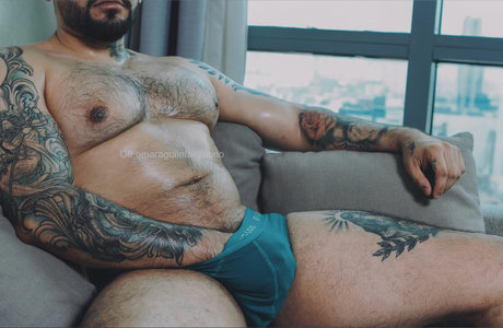 Nacktes geleaktes OnlyFans-Foto von Omar Aguilera