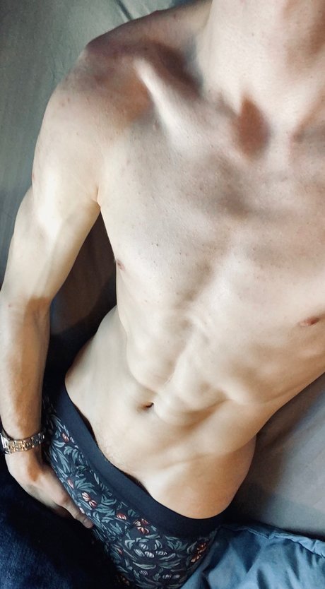 Foto di nudo di fuga di OnlyFans di Aaron Leiman