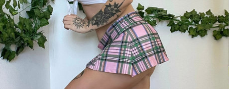 Alasti lekkinud OnlyFans-i pilt Olivia Cara