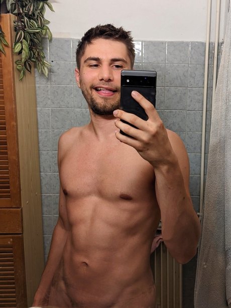 OnlyFans-model Aitonen