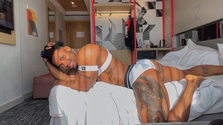 Ostinebrown naked leaks OnlyFans pic