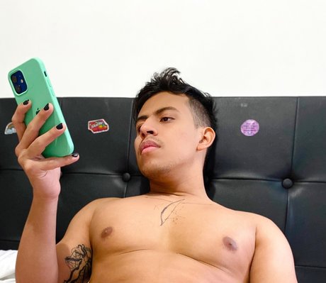 OnlyFans-model Alejo Acosta