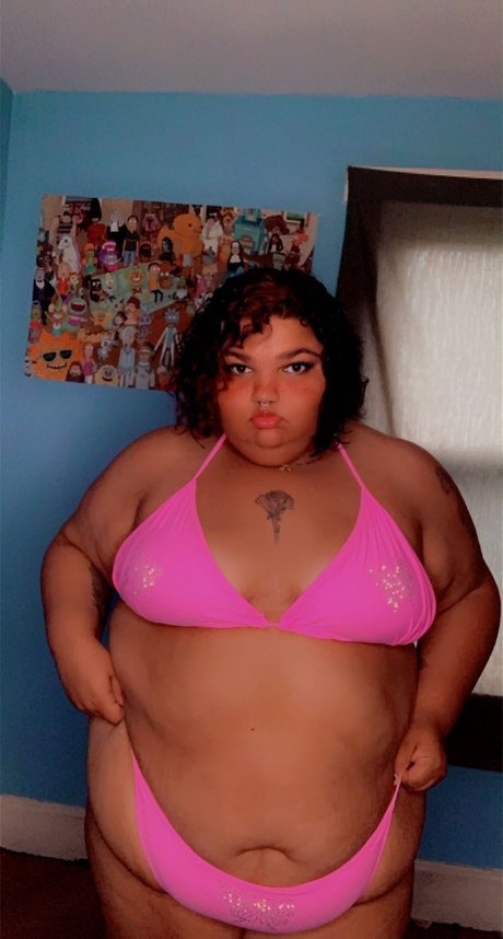 Nacktes geleaktes OnlyFans-Foto von Opal Saiyan