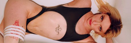 Naakte gelekte OnlyFans-foto van    