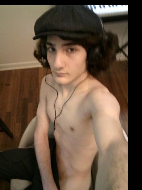 Foto di nudo di fuga di OnlyFans di Naka