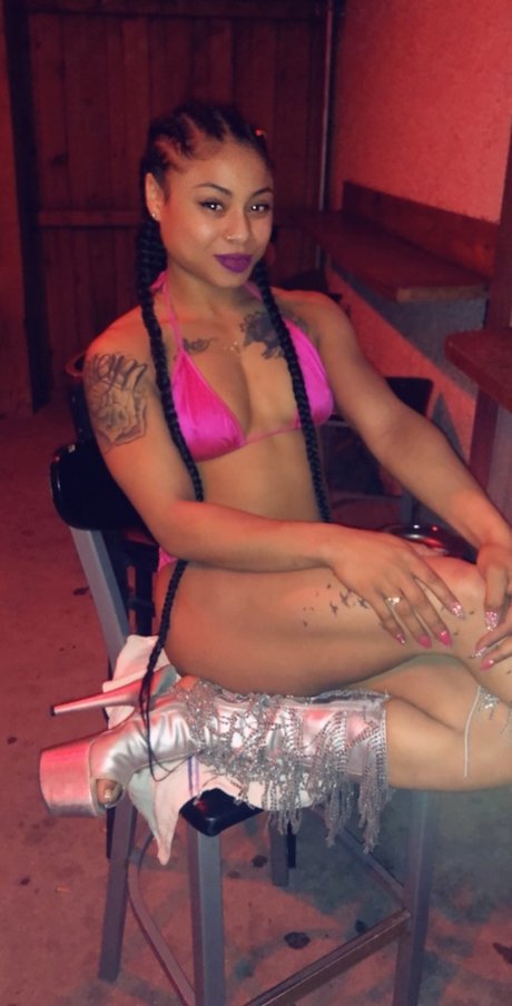 Nahá fotka uniklých OnlyFans od Dream