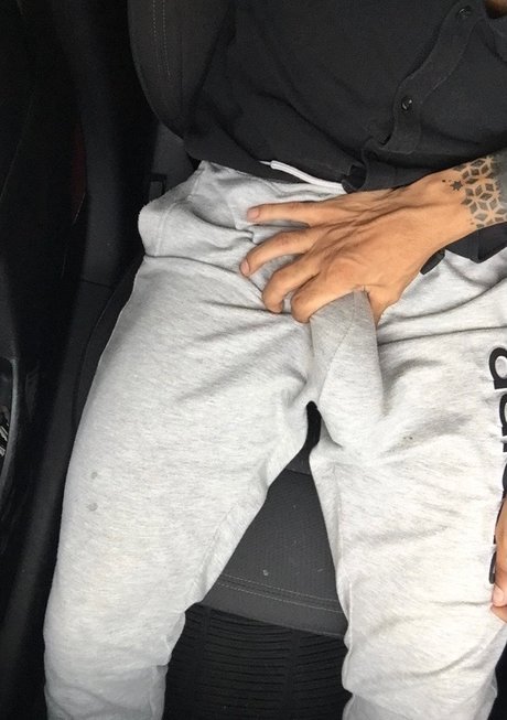 Nahá fotka uniklých OnlyFans od 10xxxraul